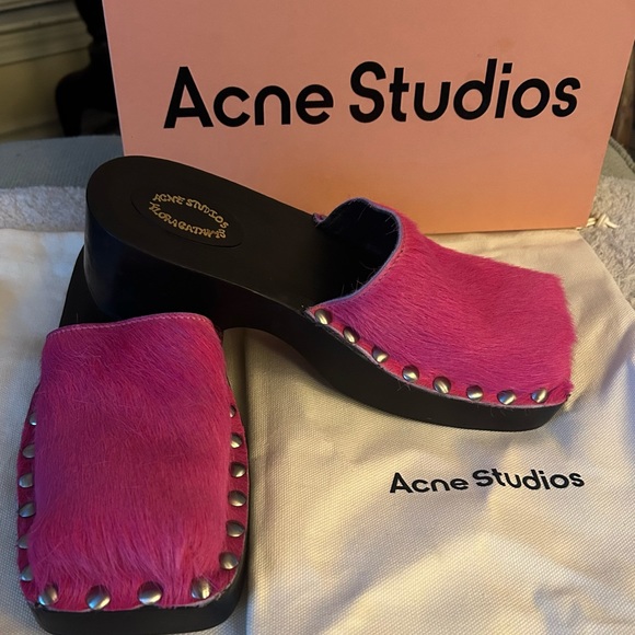 Pony skin clog - Picture 2 of 5